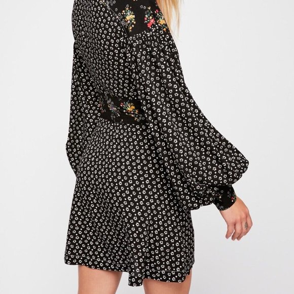 Free people wonderland dress (XS) EUC - Picture 2 of 2